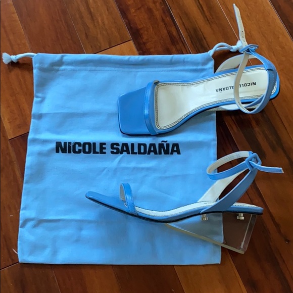 ♦️SOLD Nicole Saldana blue PVC sandals Alyssa - Picture 3 of 8